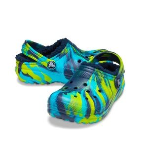 🐊NWT Crocs Classic Fur Lined Clogs Kids Green Blue NEW🐊